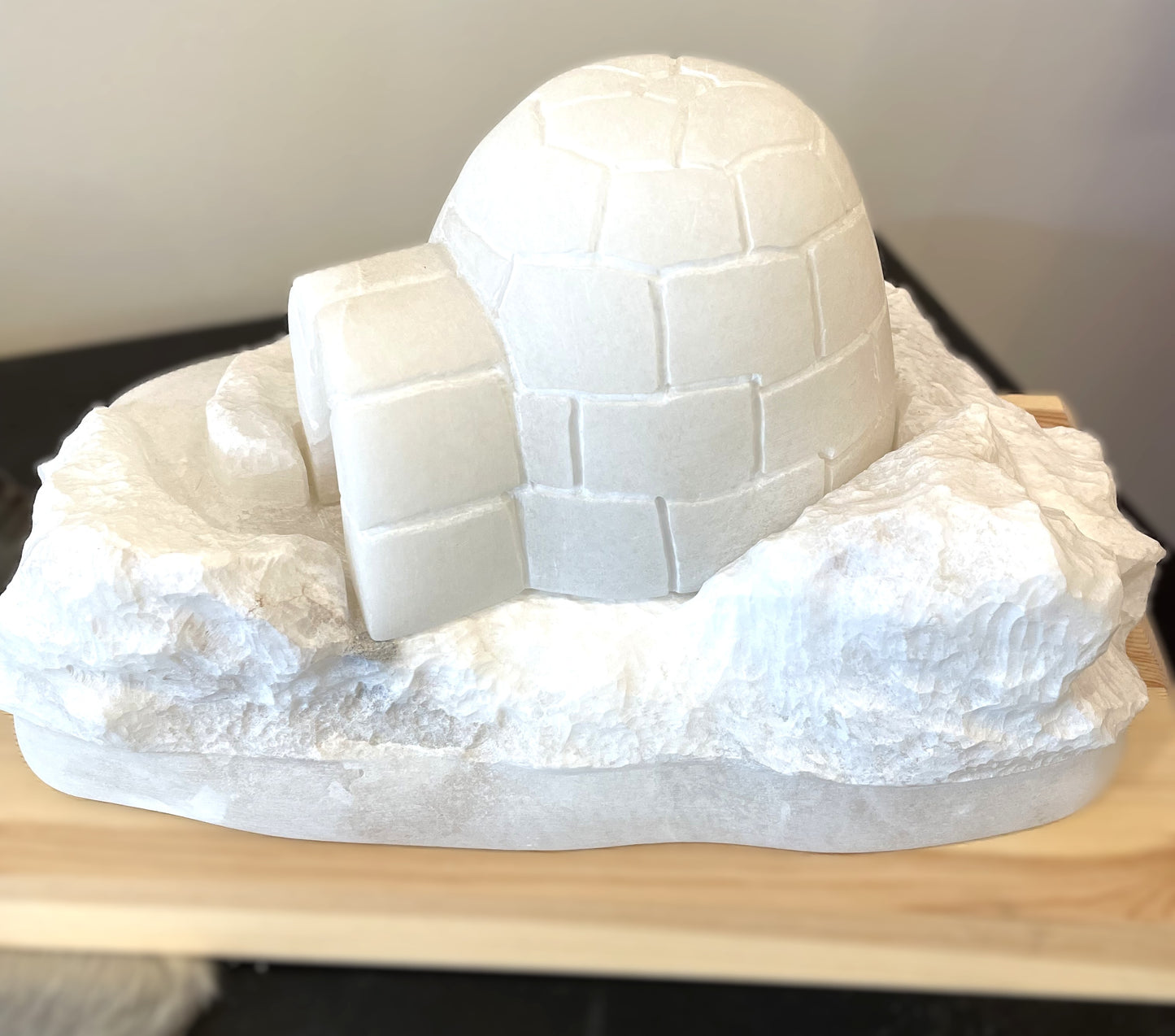 Igloo Alabaster Soapstone Lamp