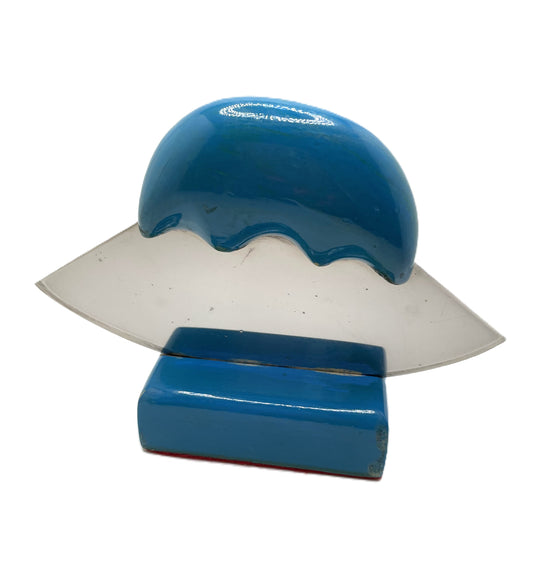 ULU CARVING TOOL ON STAND- BLUE WOOD HANDLE